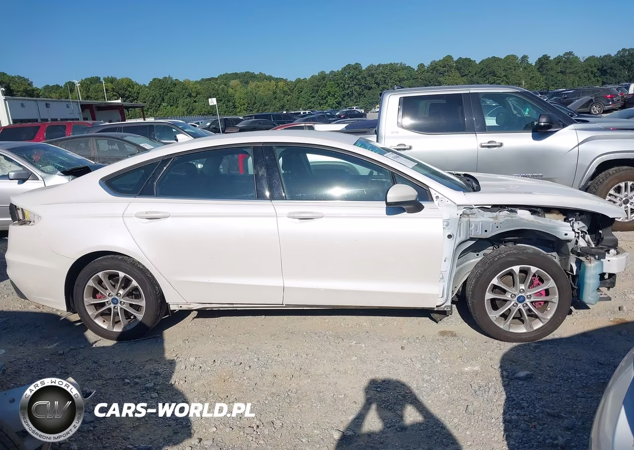 2019 Ford Fusion Se VIN:3FA6P0HD3KR146558 - 13