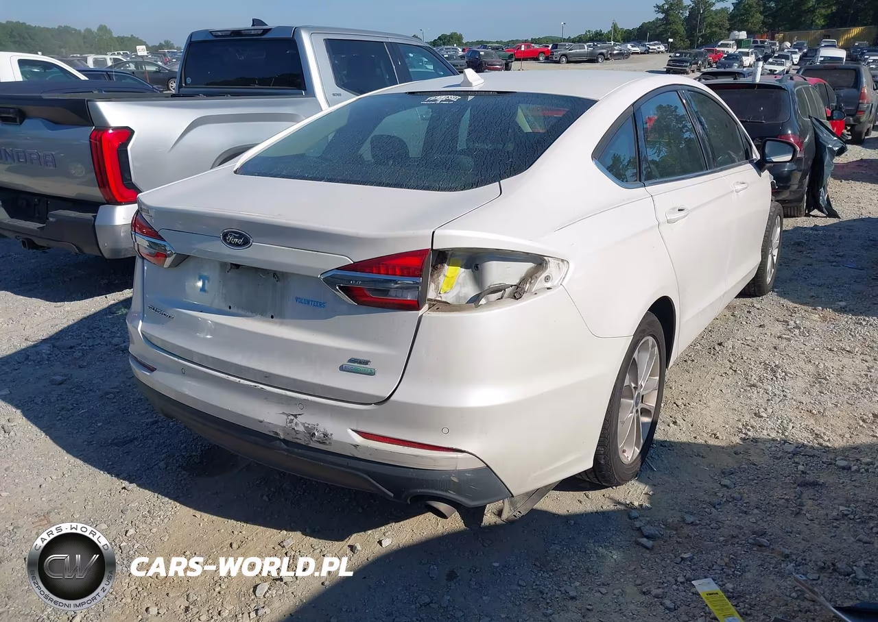 2019 Ford Fusion Se VIN:3FA6P0HD3KR146558 - 4