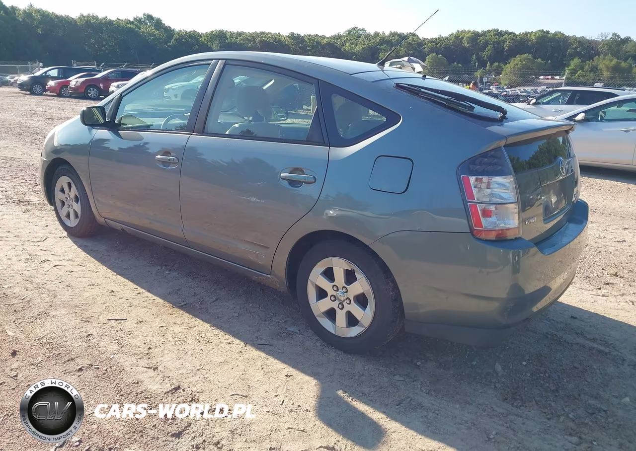 2004 Toyota Prius VIN:JTDKB20U840106705 - 3