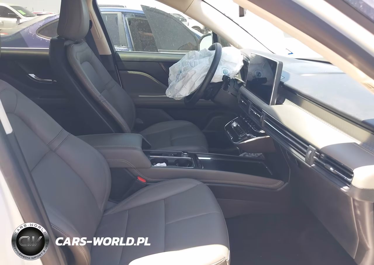 2024 Lincoln Corsair Premiere VIN:5LMCJ1CA7RUL22752 - 5