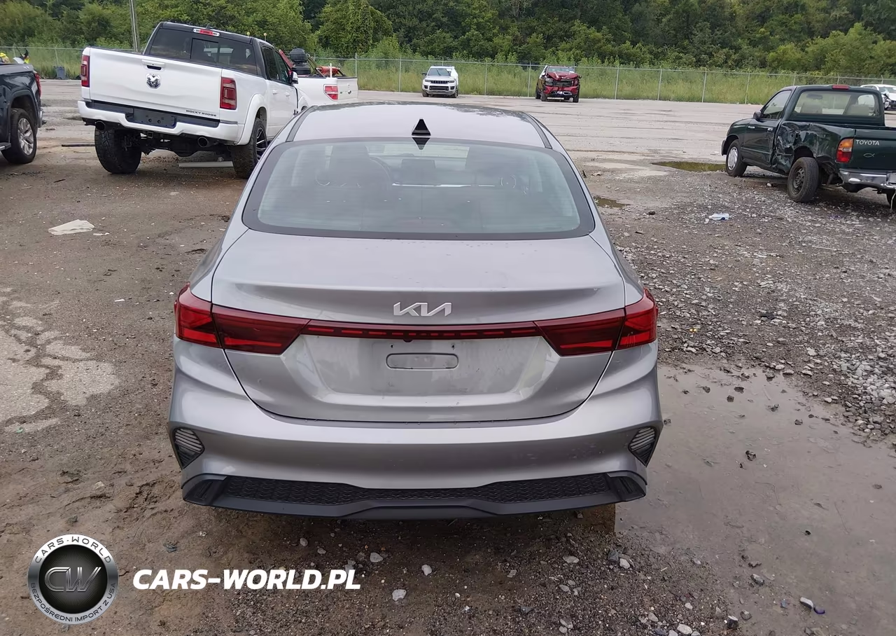 2022 Kia Forte Lxs VIN:3KPF24ADXNE456535 - 16