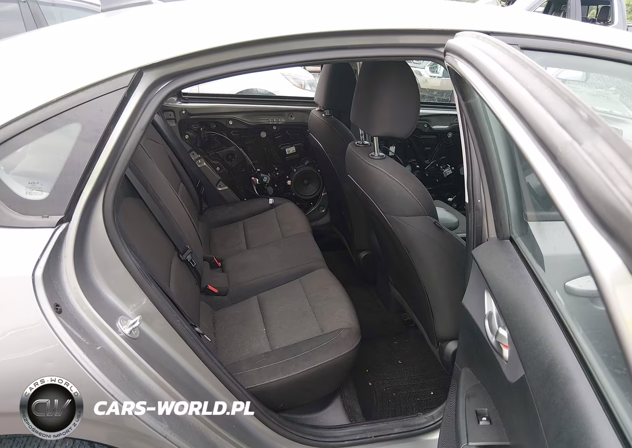 2022 Kia Forte Lxs VIN:3KPF24ADXNE456535 - 8