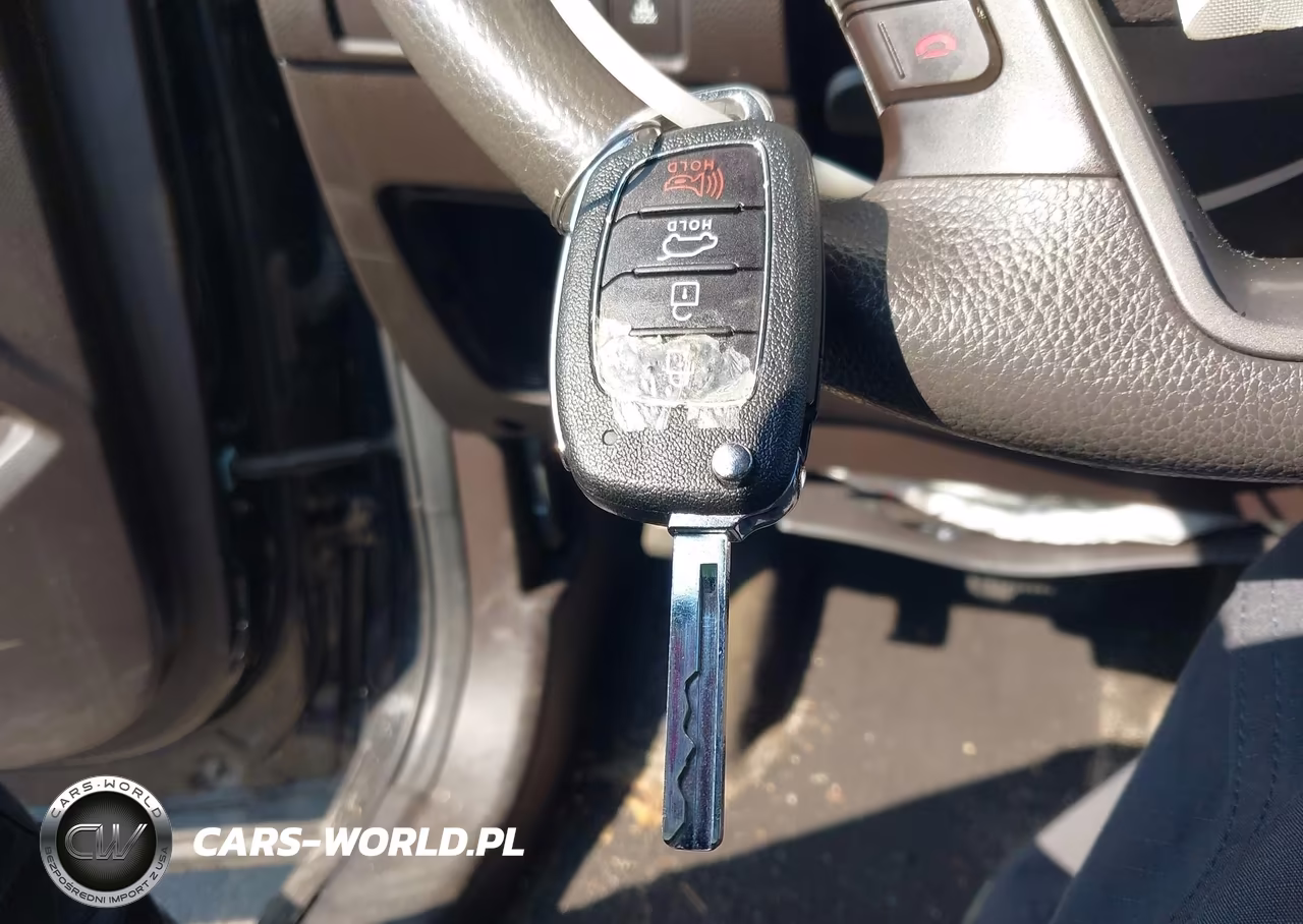 2017 Hyundai Santa Fe Sport 2.4L VIN:5XYZUDLB9HG445438 - 11