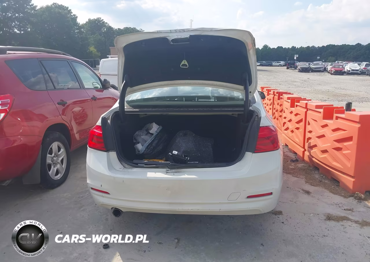2018 BMW 320I VIN:WBA8E1G5XJNU90119 - 16