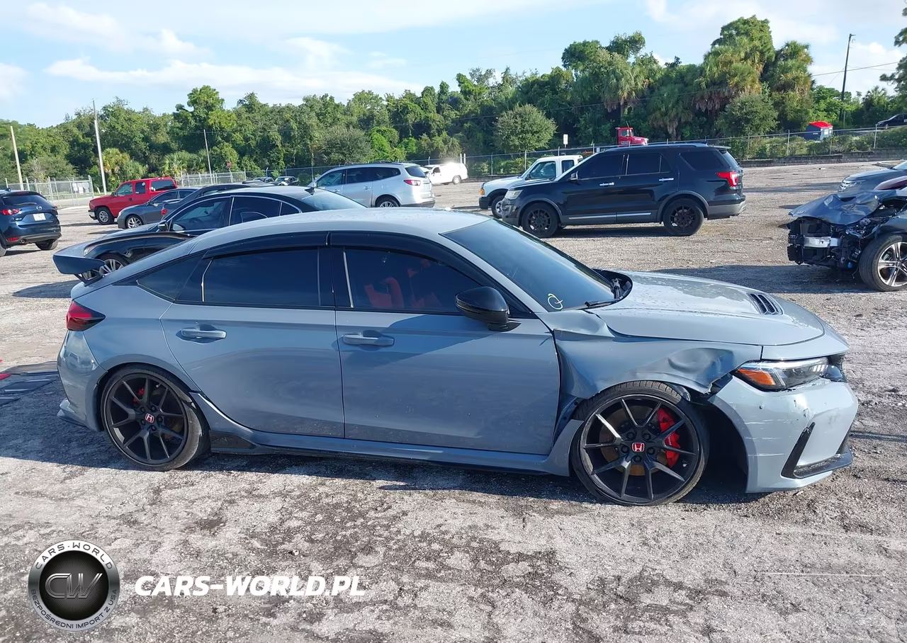 2023 Honda Civic Type R Touring VIN:JHMFL5G40PX001348 - 13