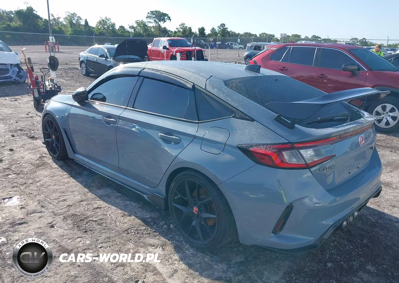 2023 Honda Civic Type R Touring VIN:JHMFL5G40PX001348 - 3