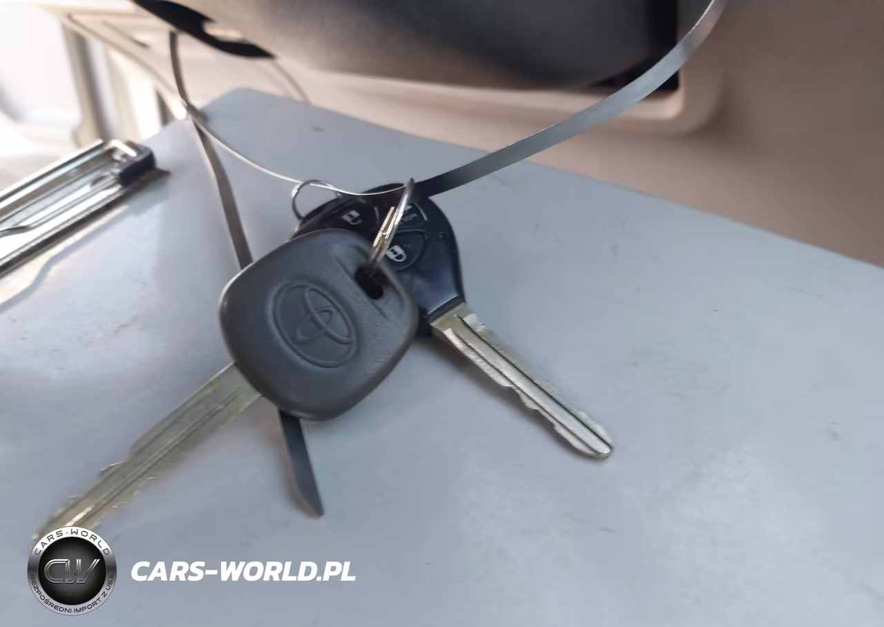 2010 Toyota Corolla Le VIN:1NXBU4EE2AZ198238 - 11