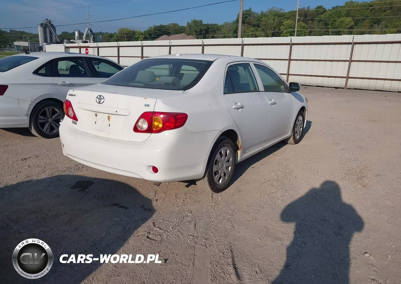 2010 Toyota Corolla Le VIN:1NXBU4EE2AZ198238 - 4