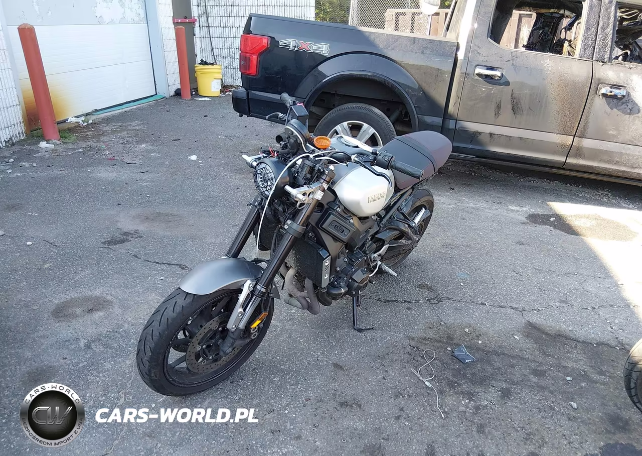 2016 Yamaha Xsr900 60Th Anniversary VIN:JYARN47E6GA000148 - 1