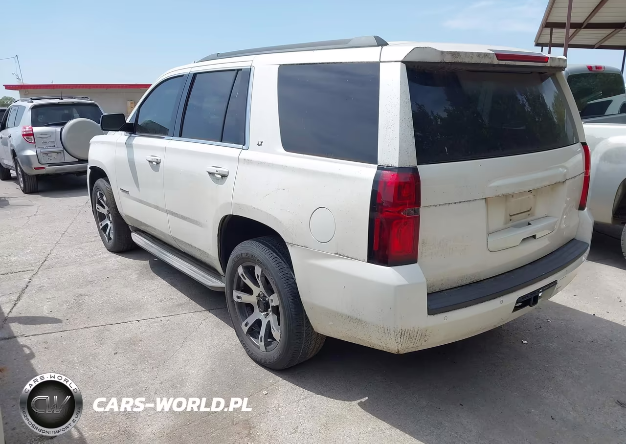 2015 Chevrolet Tahoe Lt VIN:1GNSCBKC2FR520845 - 3