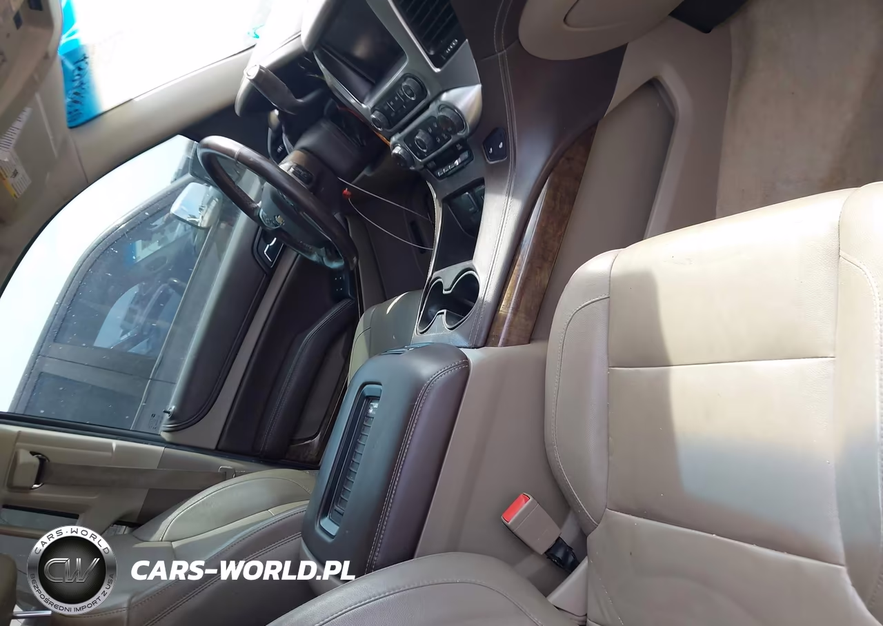 2015 Chevrolet Tahoe Lt VIN:1GNSCBKC2FR520845 - 5