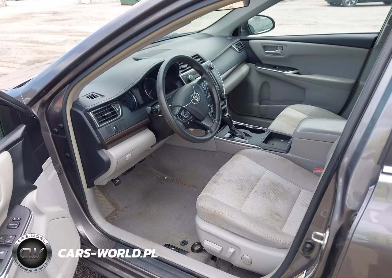 2017 Toyota Camry Le VIN:4T1BF1FK1HU373019 - 5