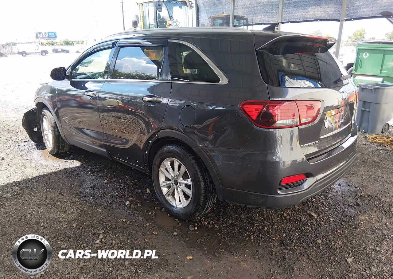 2019 Kia Sorento 2.4L Lx VIN:5XYPGDA34KG437006 - 3