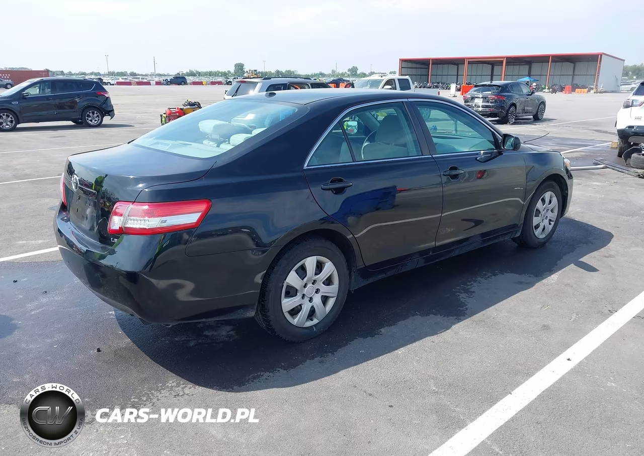 2010 Toyota Camry Le VIN:4T4BF3EK1AR075773 - 4