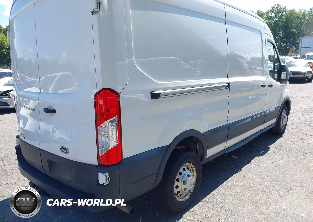2021 Ford Transit-250 VIN:1FTBR2CG9MKA10328 - 4