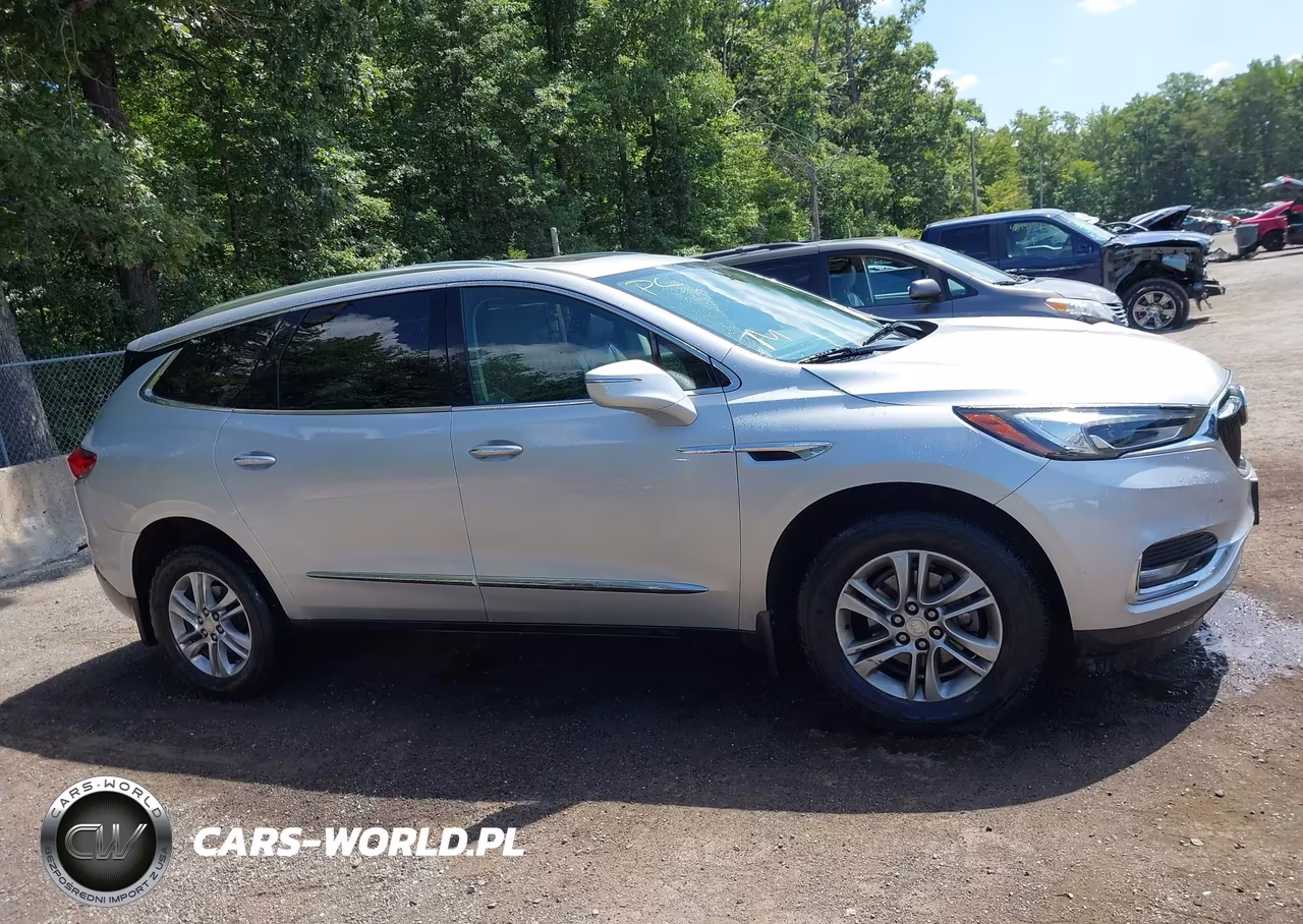 2018 Buick Enclave Essence VIN:5GAERBKW3JJ220951 - 13