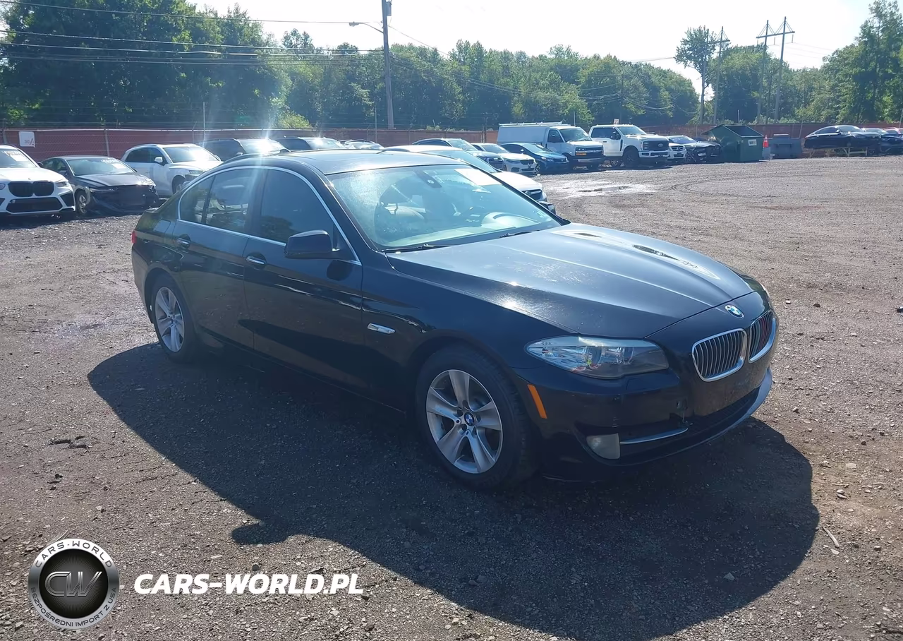 2011 BMW 528I
