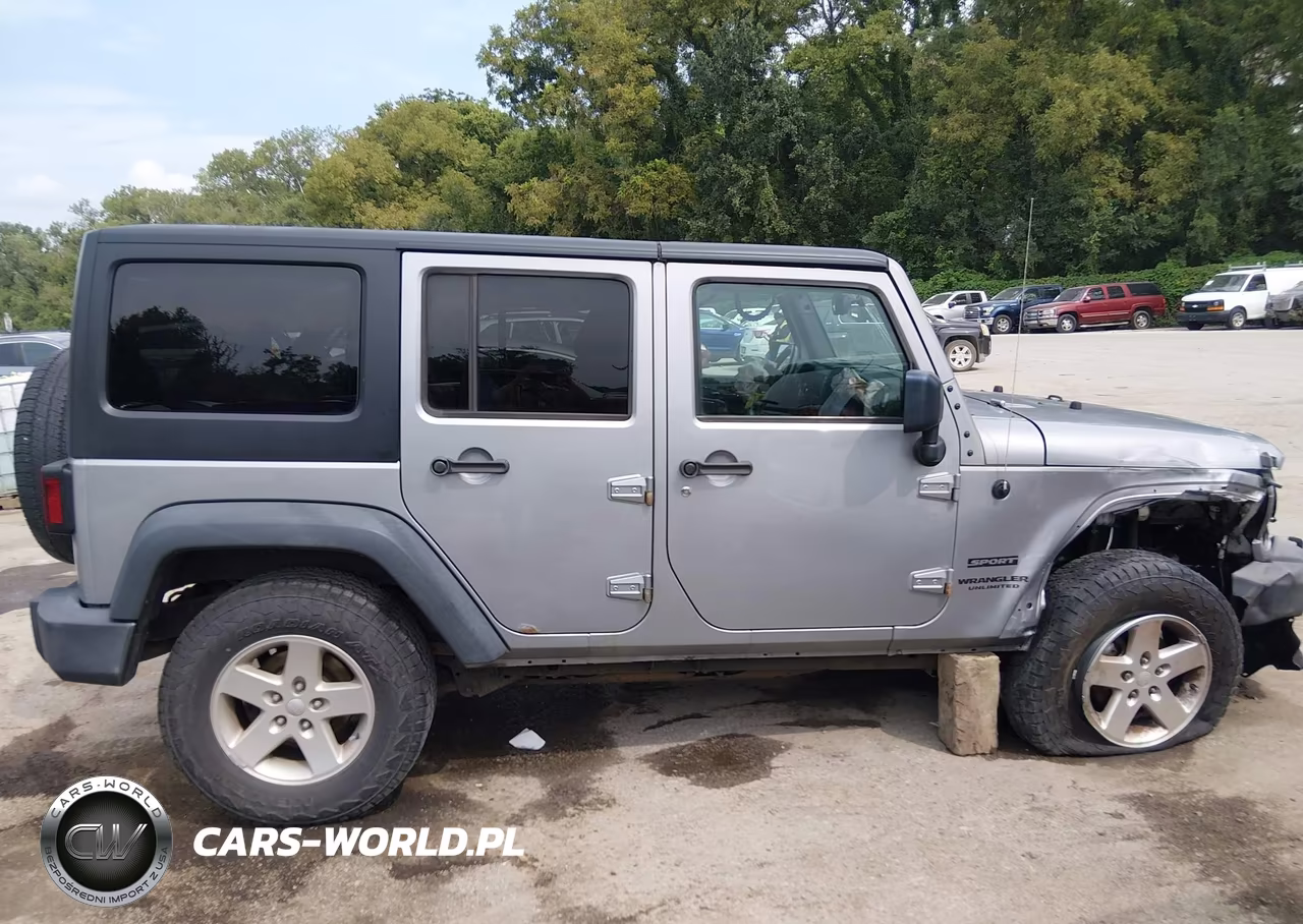 2016 Jeep Wrangler Unlimited Sport VIN:1C4BJWDG4GL278960 - 14