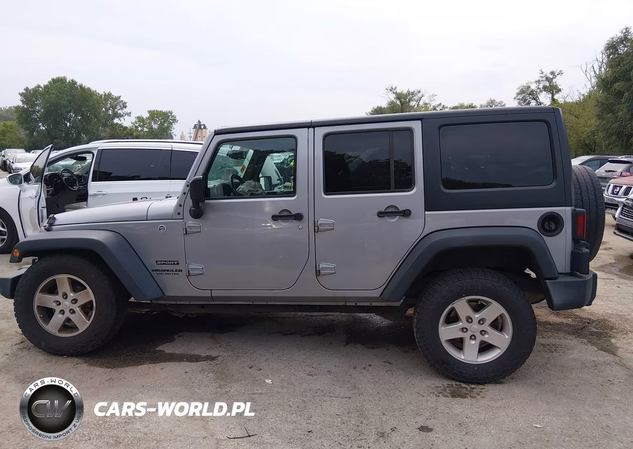 2016 Jeep Wrangler Unlimited Sport VIN:1C4BJWDG4GL278960 - 15