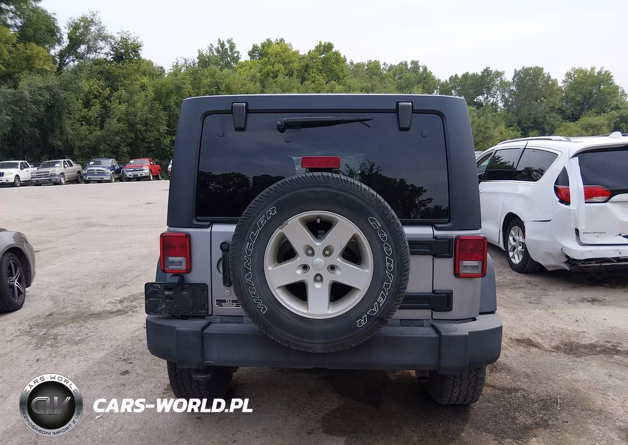 2016 Jeep Wrangler Unlimited Sport VIN:1C4BJWDG4GL278960 - 17