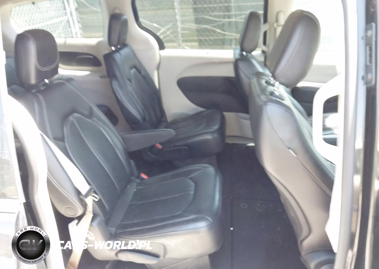 2022 Chrysler Pacifica Touring L VIN:2C4RC1BG2NR176897 - 8