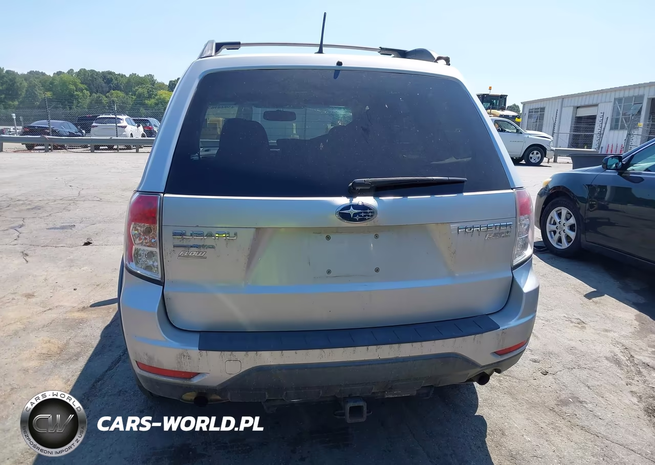2011 Subaru Forester 2.5X Premium VIN:JF2SHADC7BH757785 - 16