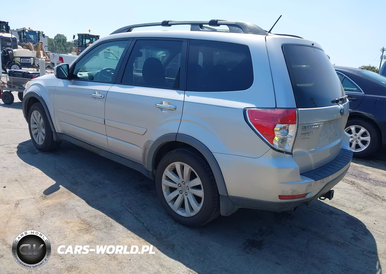 2011 Subaru Forester 2.5X Premium VIN:JF2SHADC7BH757785 - 3