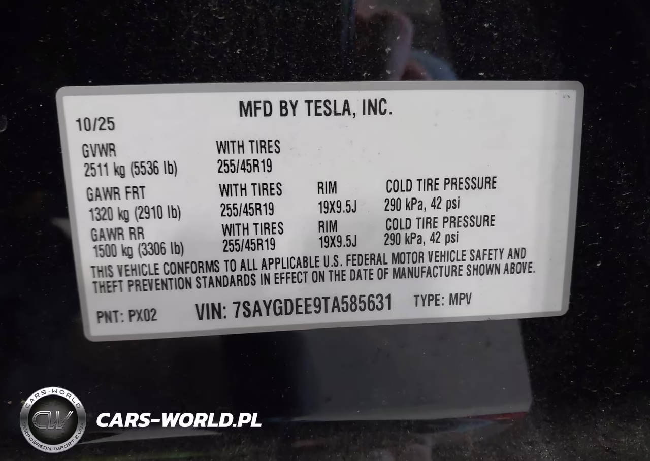 2026 Tesla Model Y VIN:7SAYGDEE9TA585631 - 9