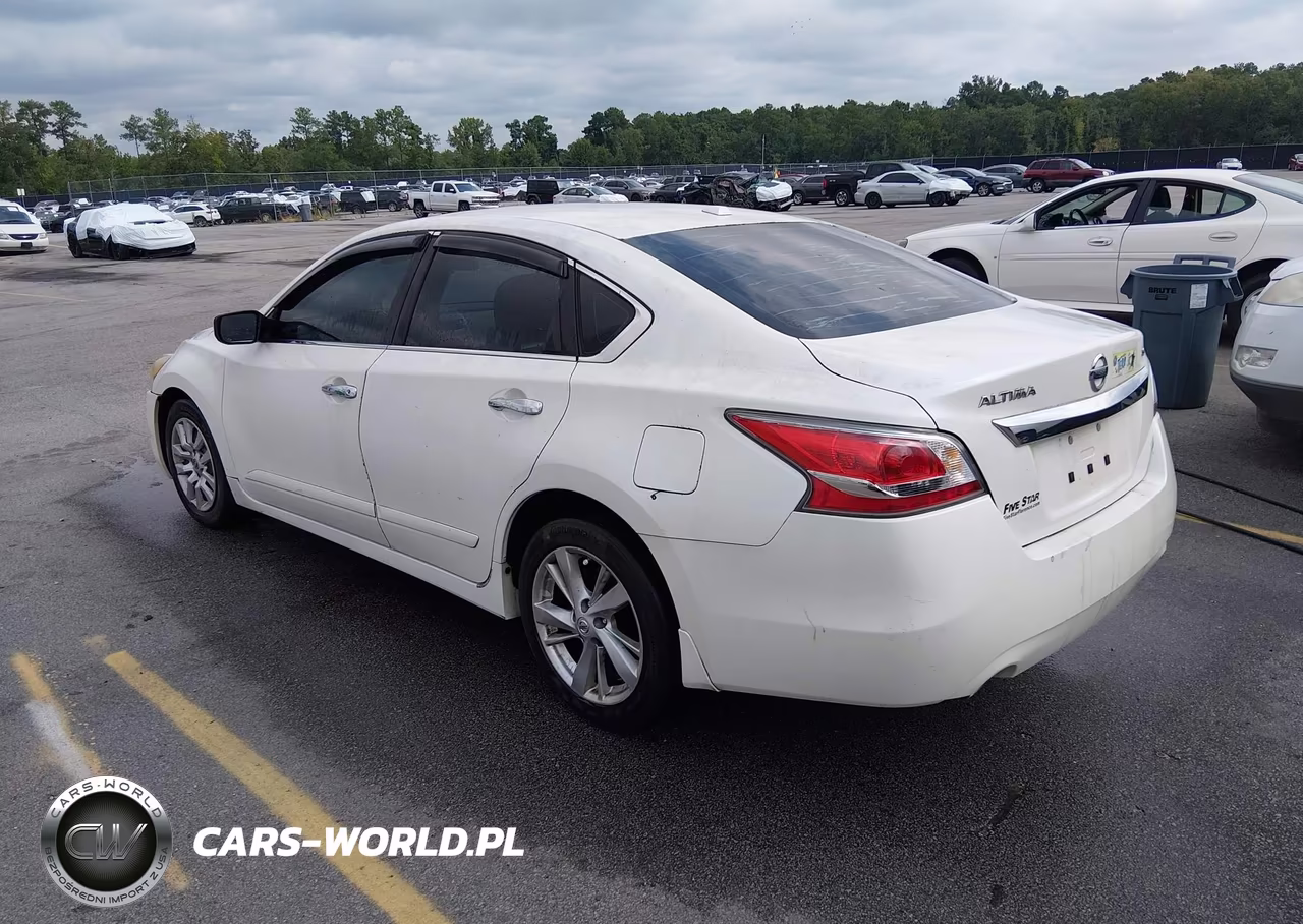 2015 Nissan Altima 2.5 S VIN:1N4AL3AP8FC106749 - 3