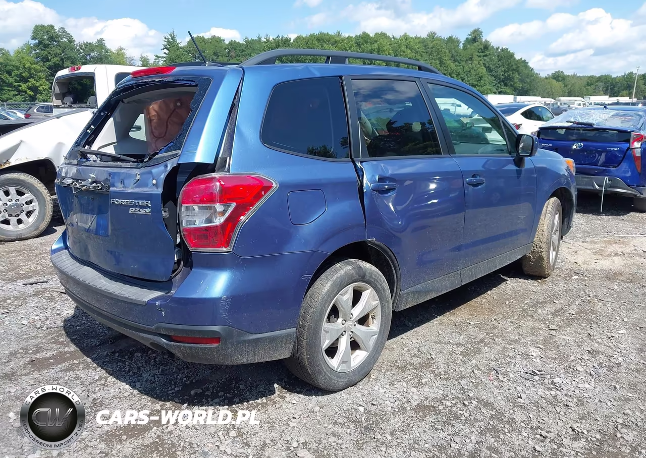 2015 Subaru Forester 2.5I Premium VIN:JF2SJAGC6FH585724 - 4