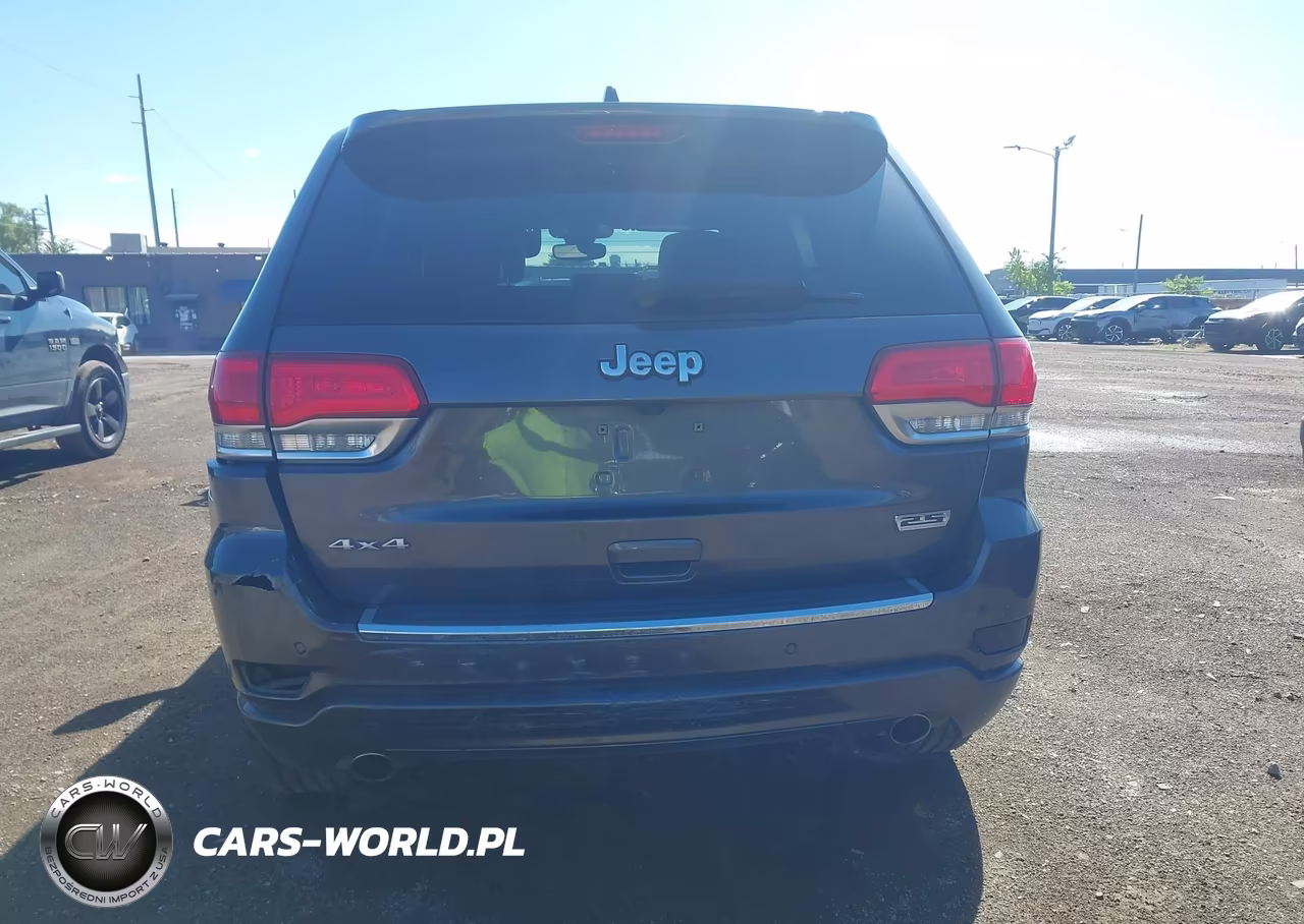 2018 Jeep Grand Cherokee Sterling Edition 4X4 VIN:1C4RJFBG0JC367000 - 16
