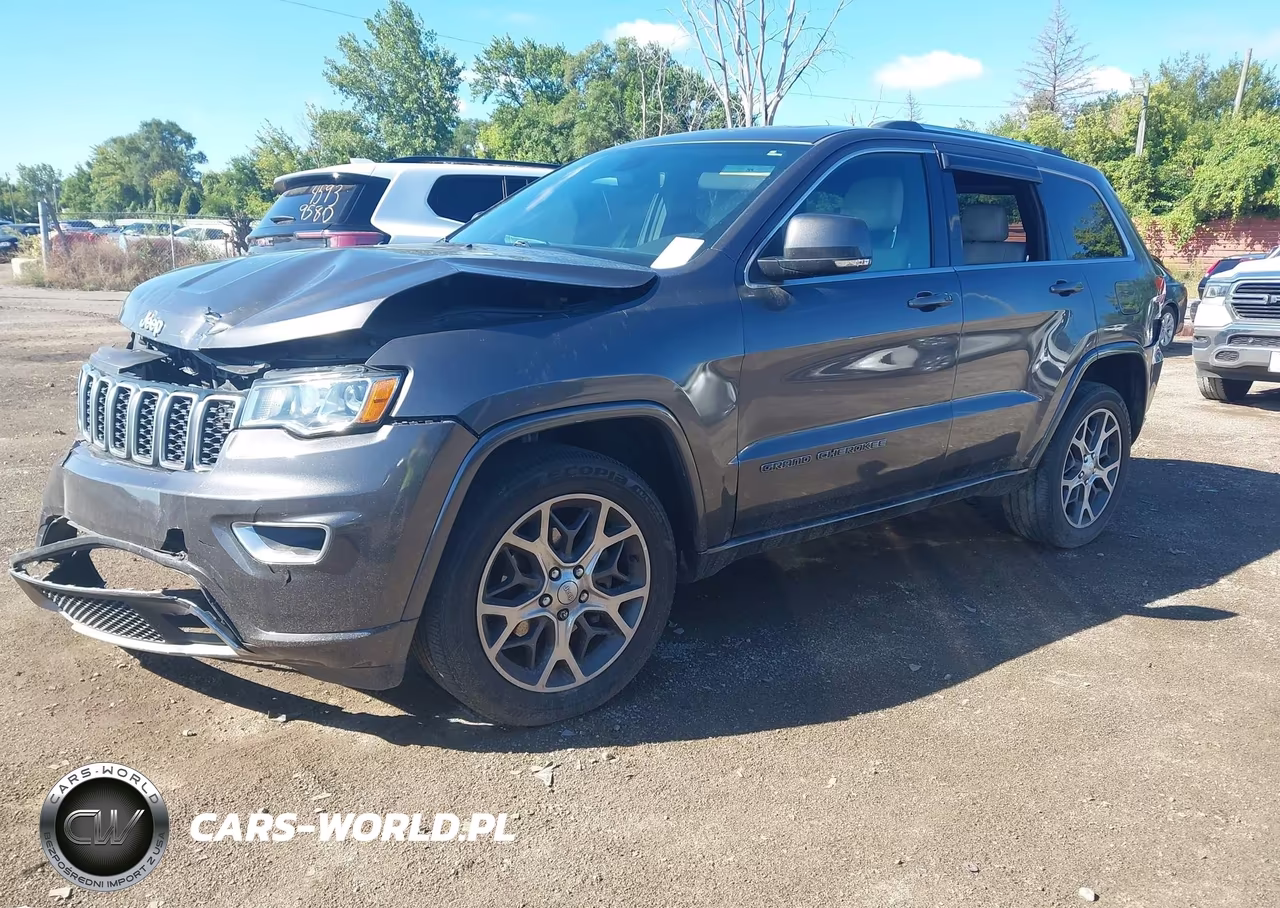 2018 Jeep Grand Cherokee Sterling Edition 4X4 VIN:1C4RJFBG0JC367000 - 2