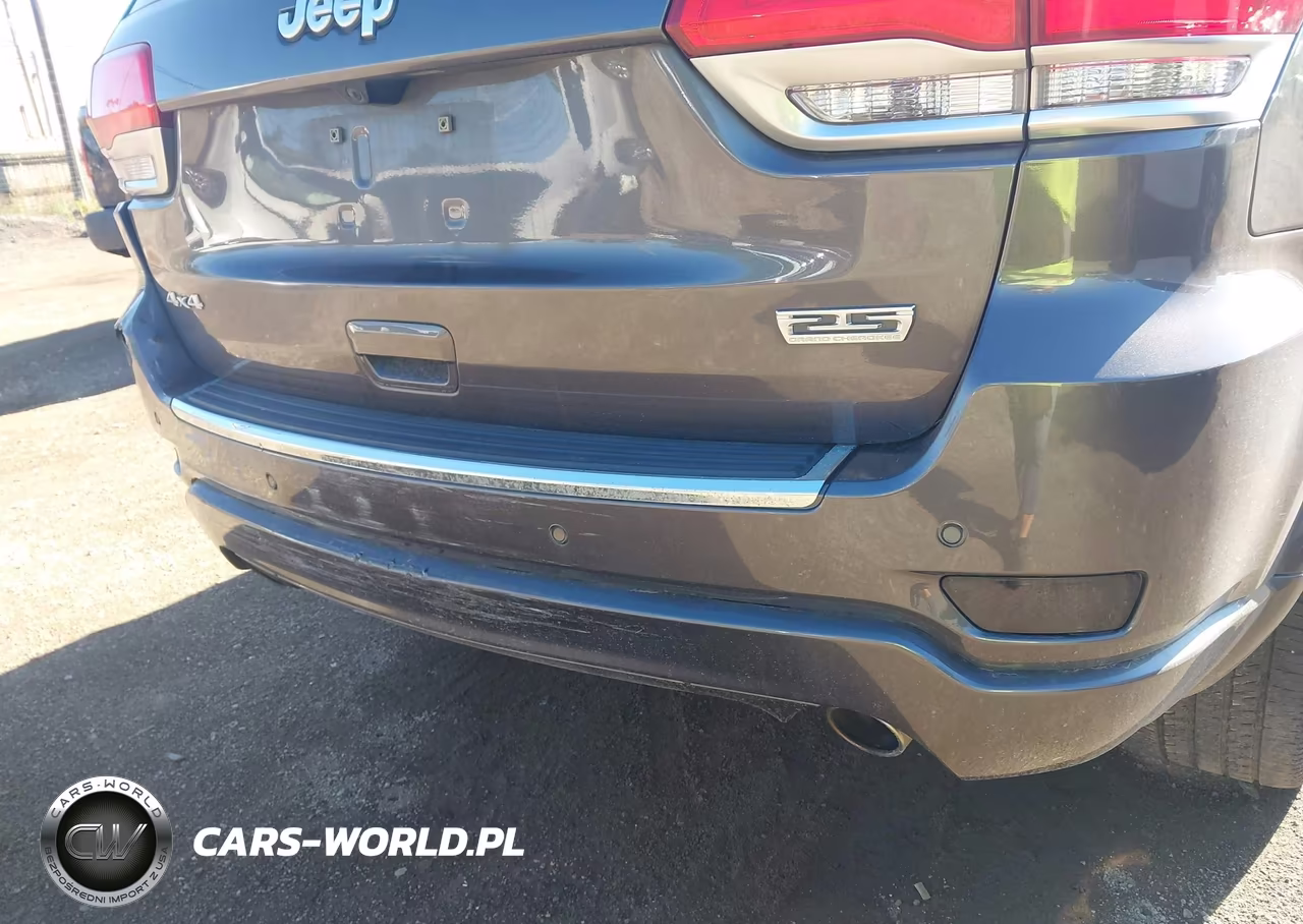 2018 Jeep Grand Cherokee Sterling Edition 4X4 VIN:1C4RJFBG0JC367000 - 20