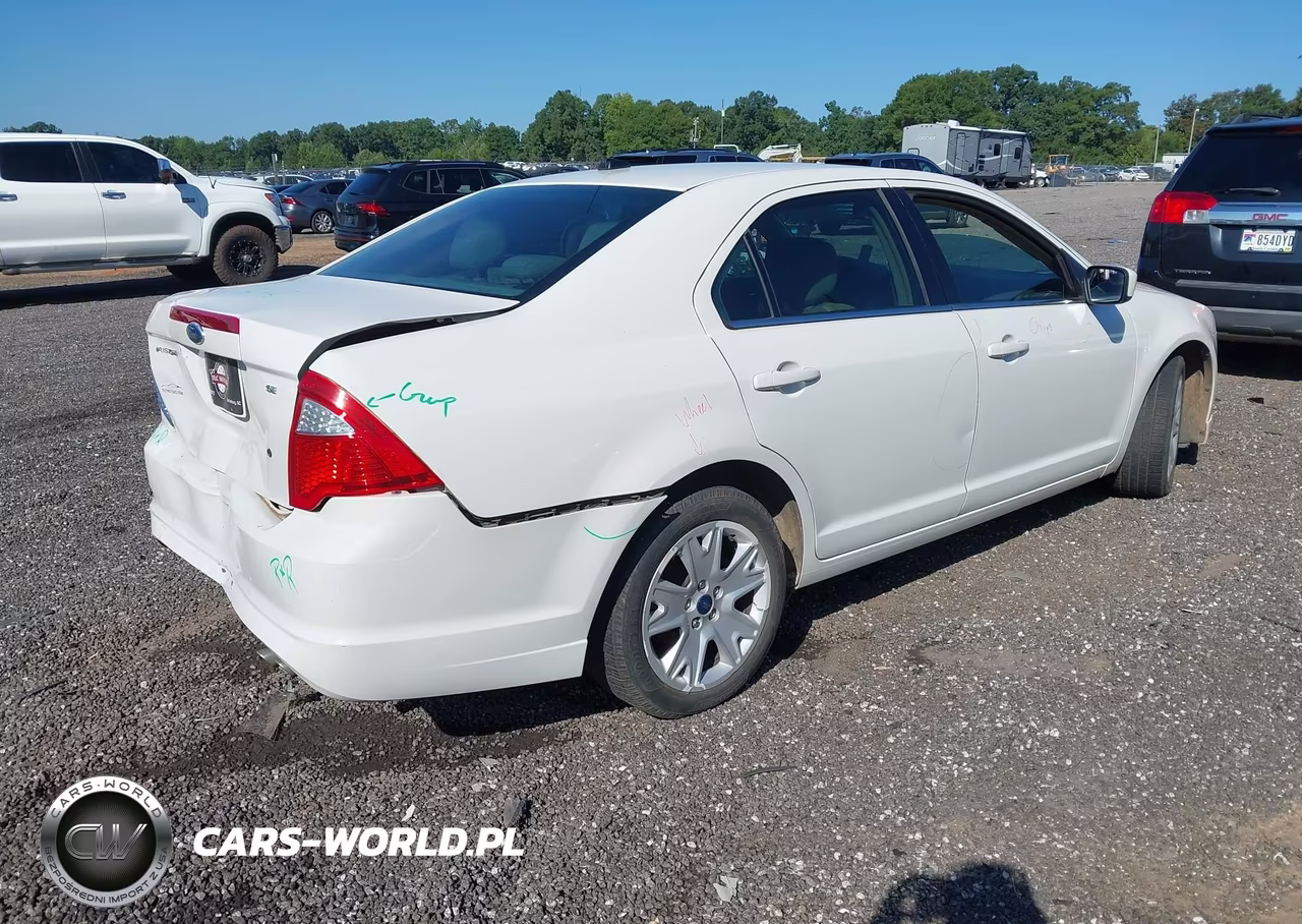 2011 Ford Fusion Se VIN:3FAHP0HAXBR251564 - 4