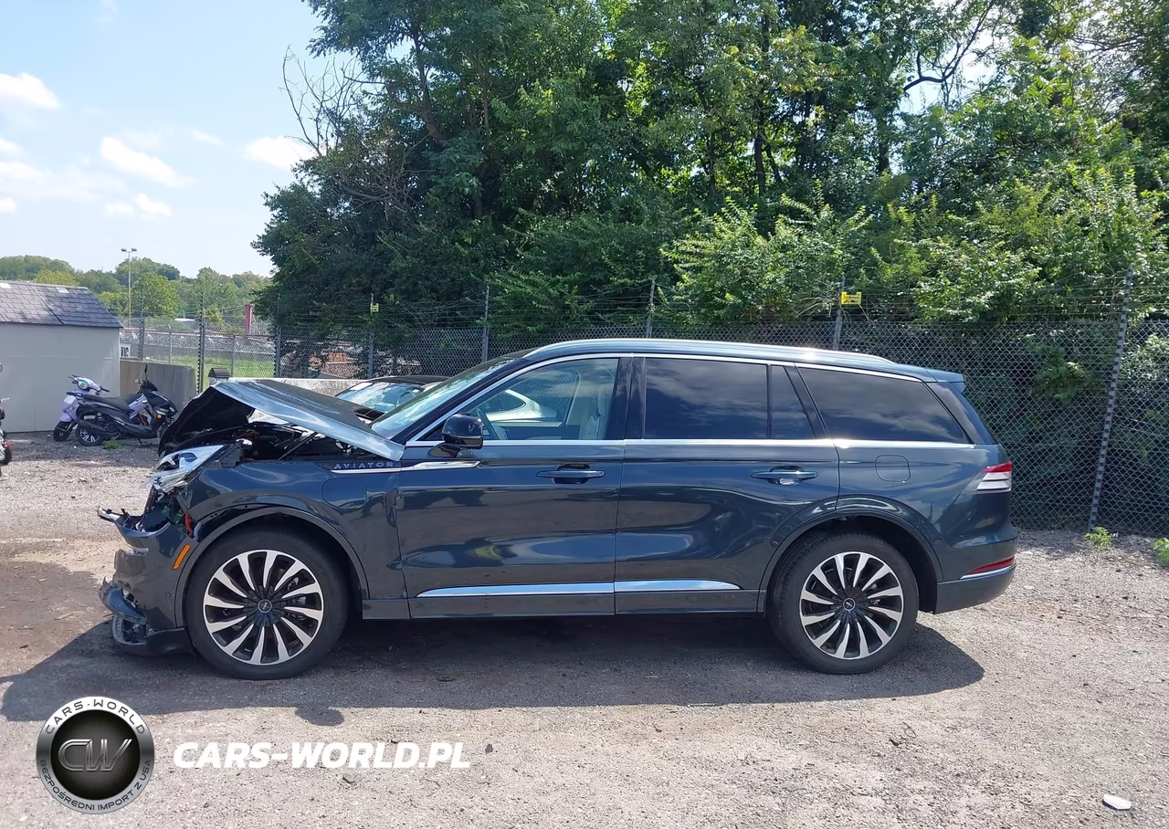 2023 Lincoln Aviator Black Label Grand Touring VIN:5LMYJ9YY1PNL02711 - 14
