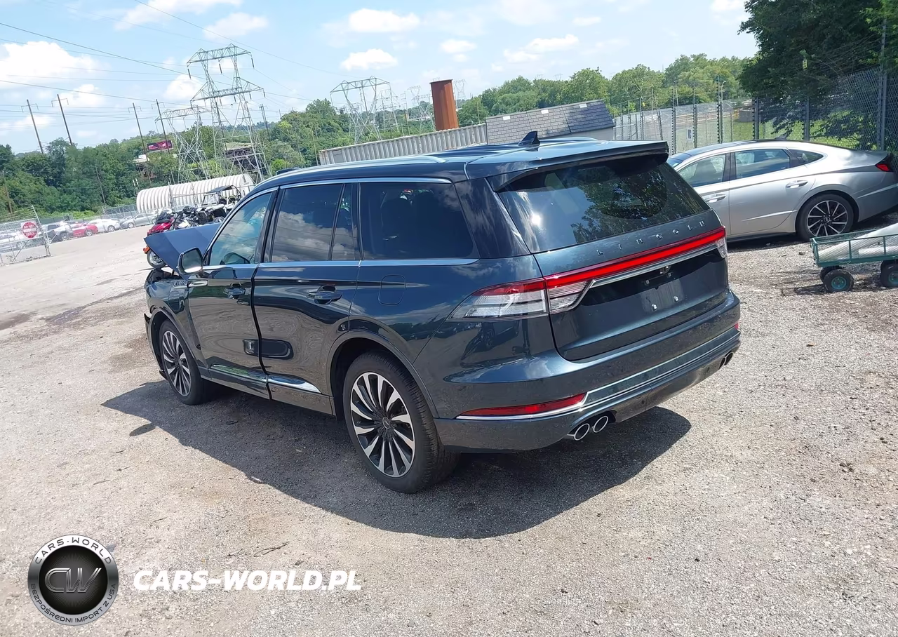 2023 Lincoln Aviator Black Label Grand Touring VIN:5LMYJ9YY1PNL02711 - 3