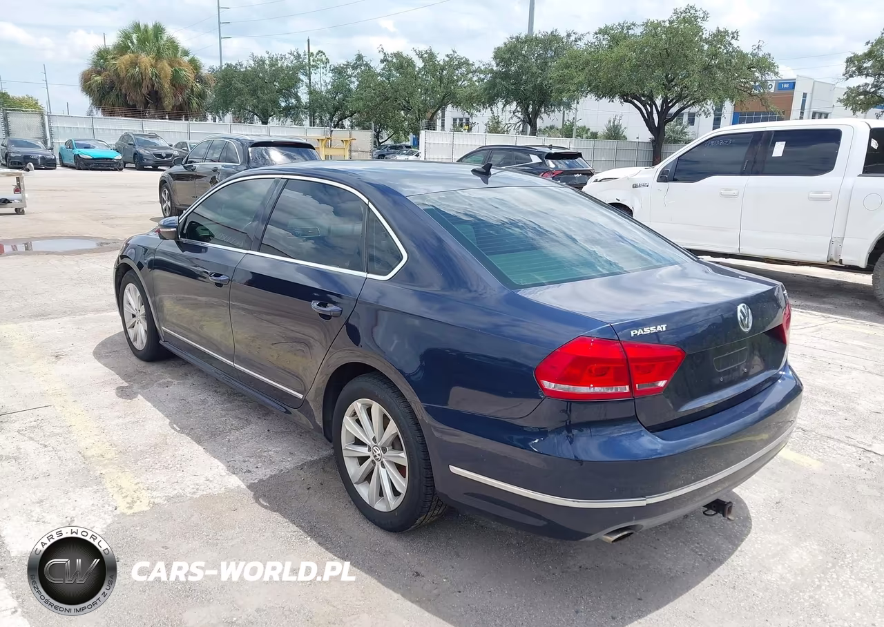 2012 Volkswagen Passat 2.5L Sel VIN:1VWCH7A30CC034947 - 3