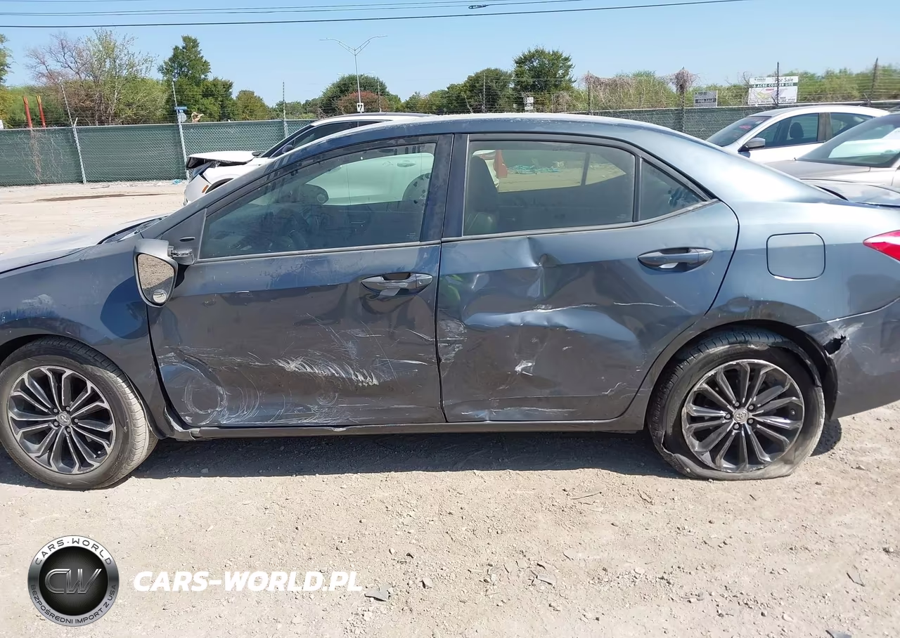 2015 Toyota Corolla S Plus VIN:5YFBURHE0FP254792 - 14