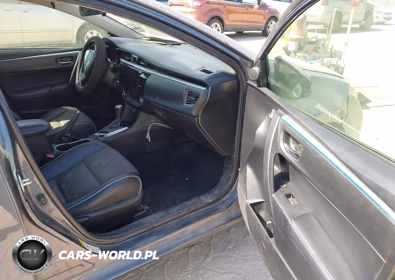 2015 Toyota Corolla S Plus VIN:5YFBURHE0FP254792 - 5