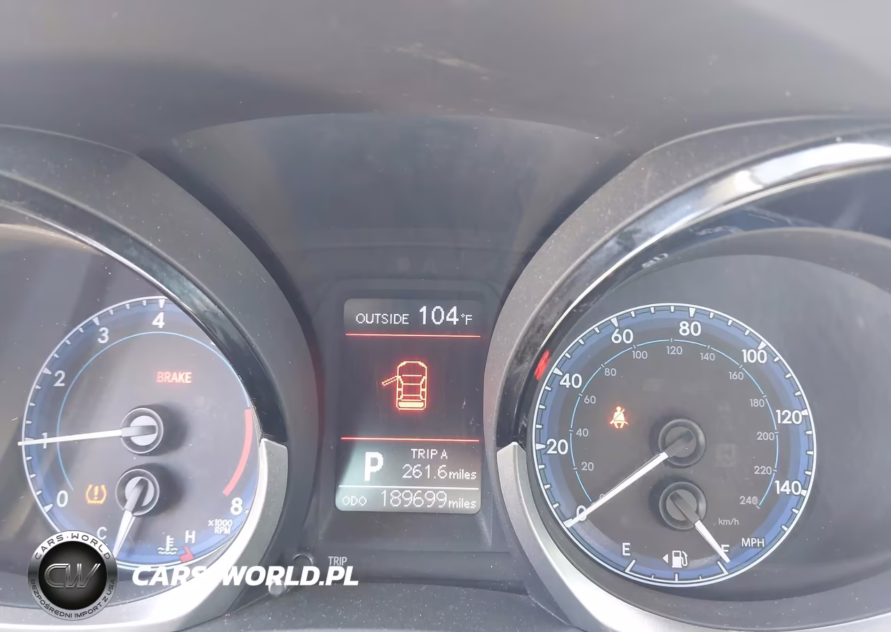 2015 Toyota Corolla S Plus VIN:5YFBURHE0FP254792 - 7