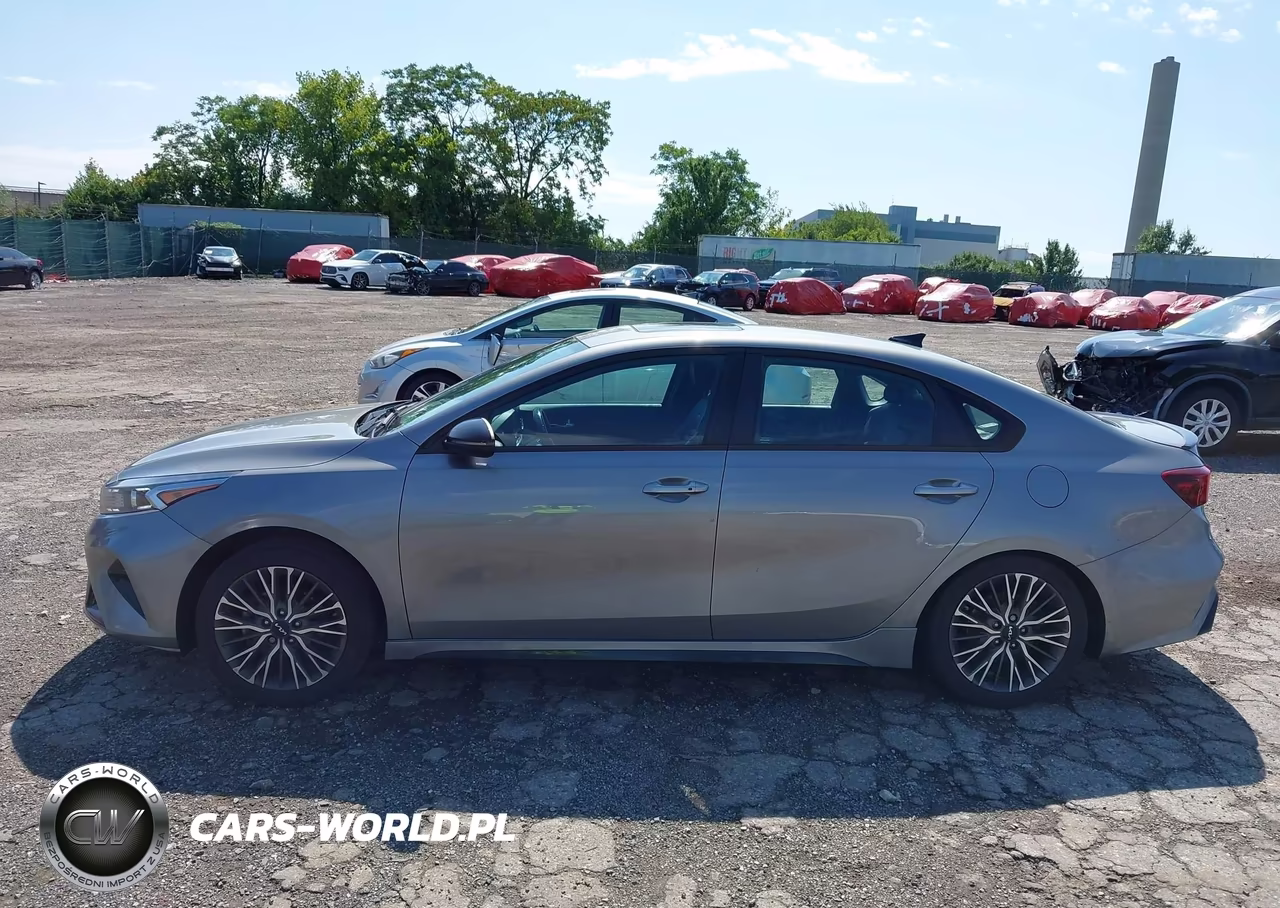 2023 Kia Forte Gt-Line VIN:3KPF54AD9PE516167 - 15