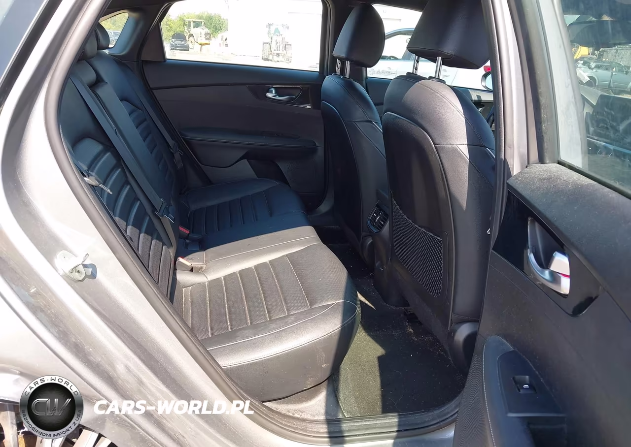 2023 Kia Forte Gt-Line VIN:3KPF54AD9PE516167 - 8