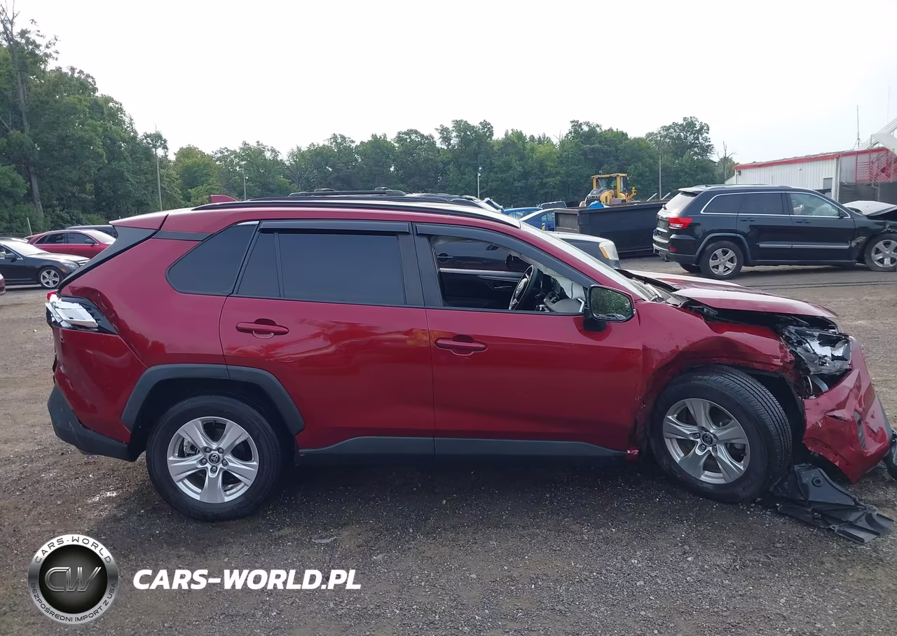 2021 Toyota Rav4 Xle VIN:2T3W1RFV2MW146884 - 13