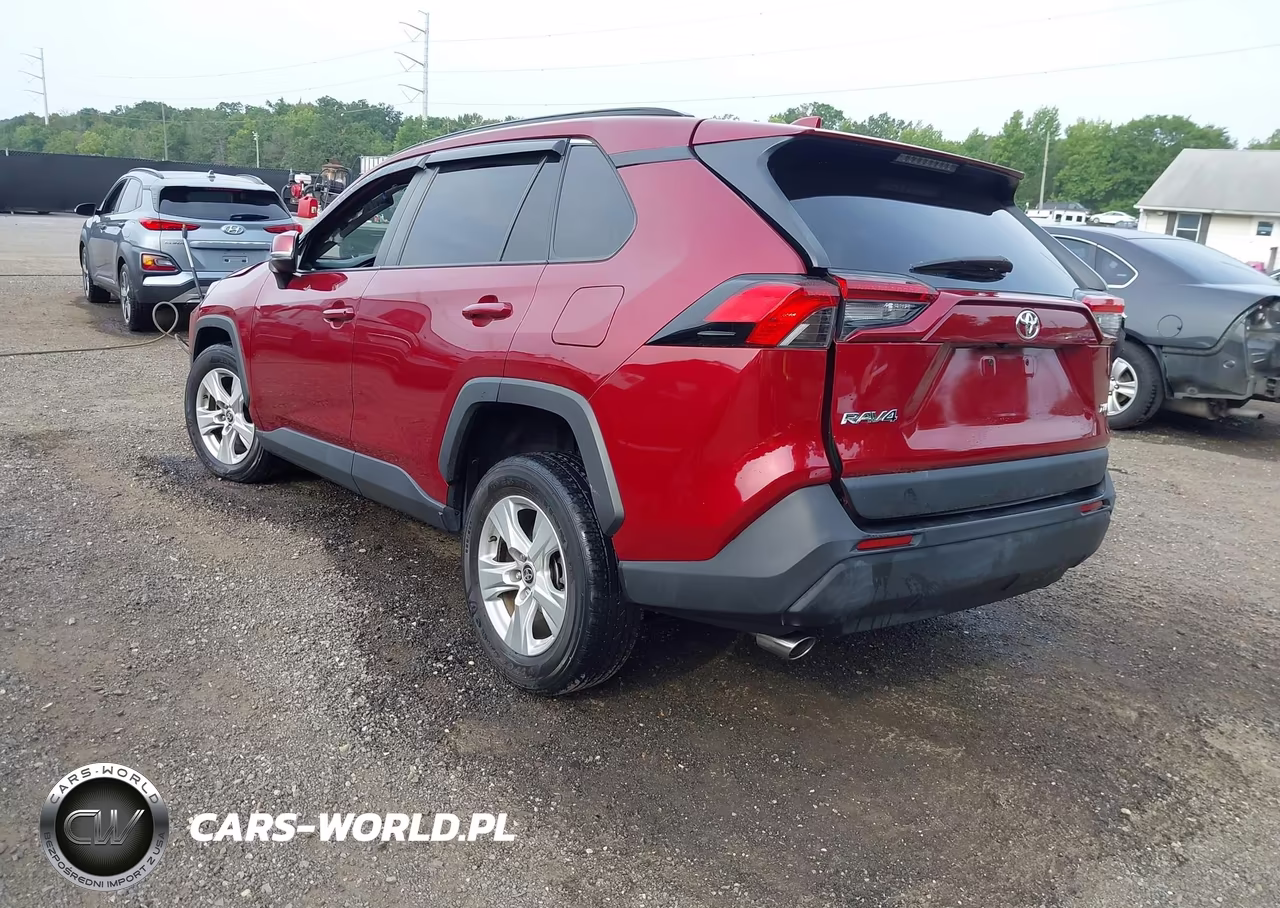2021 Toyota Rav4 Xle VIN:2T3W1RFV2MW146884 - 3