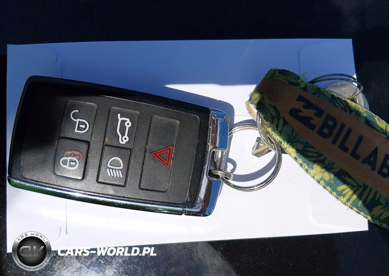 2018 Land Rover Discovery Hse VIN:SALRR2RK2JA070536 - 11