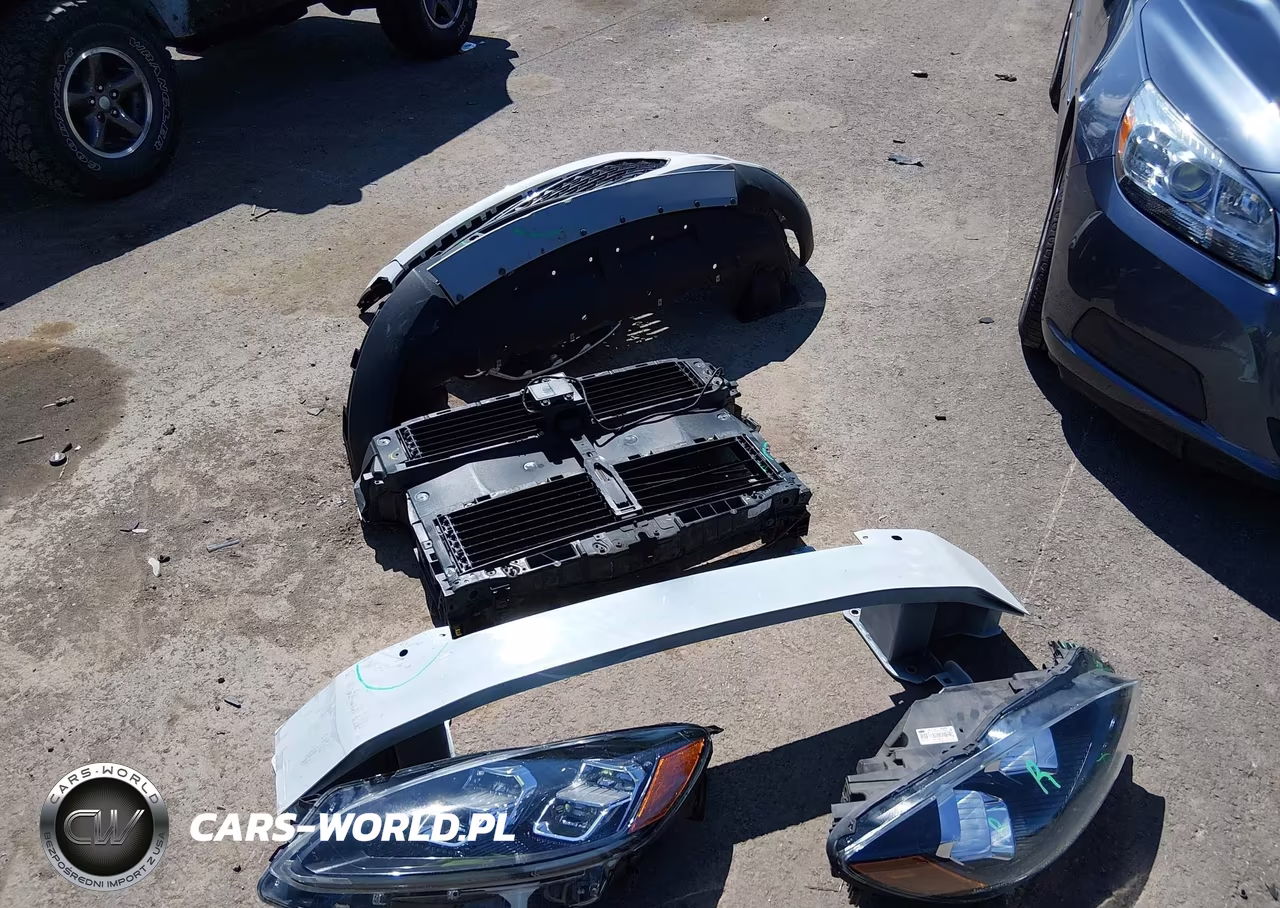 2020 Ford Escape Titanium VIN:1FMCU9J97LUB96899 - 12