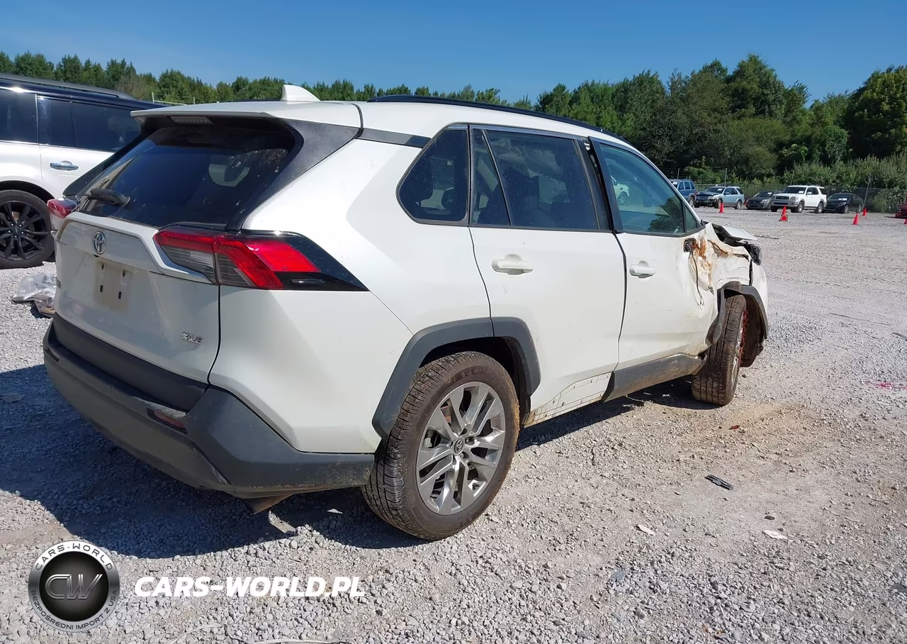 2021 Toyota Rav4 Xle Premium VIN:2T3C1RFV5MW106222 - 4