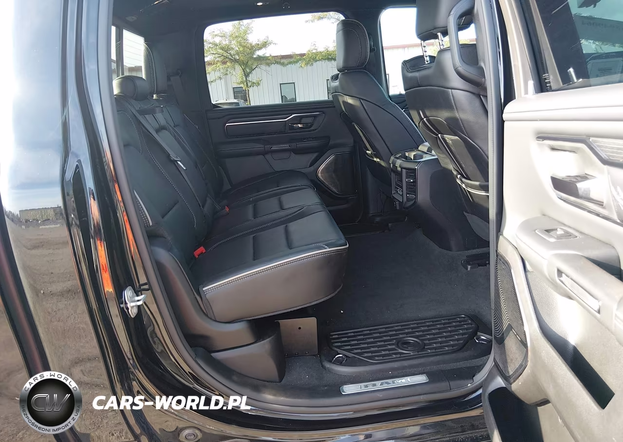 2024 Ram 1500 Limited 4X4 5'7 Box VIN:1C6SRFHT8RN167410 - 8