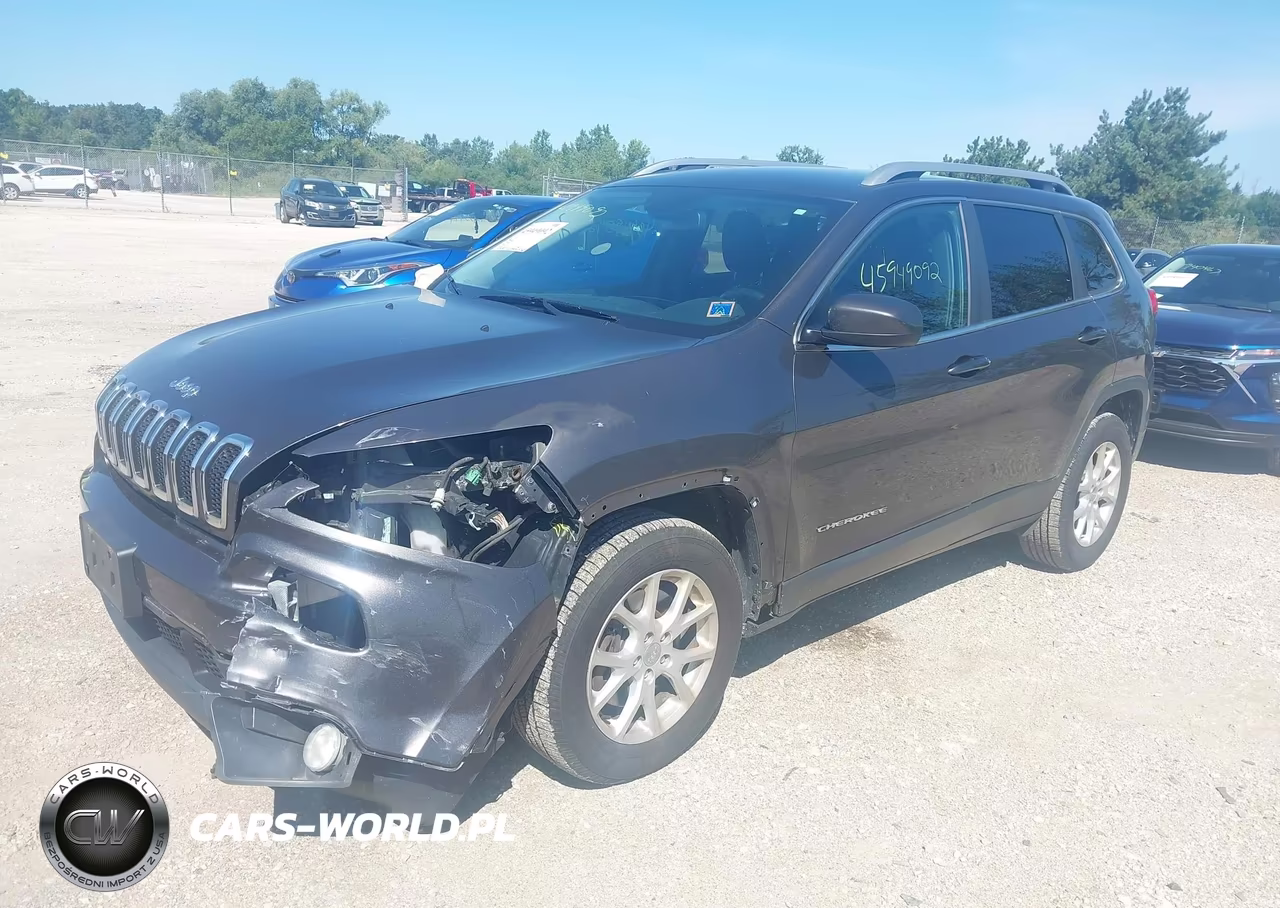 2016 Jeep Cherokee Latitude VIN:1C4PJMCB3GW359270 - 2