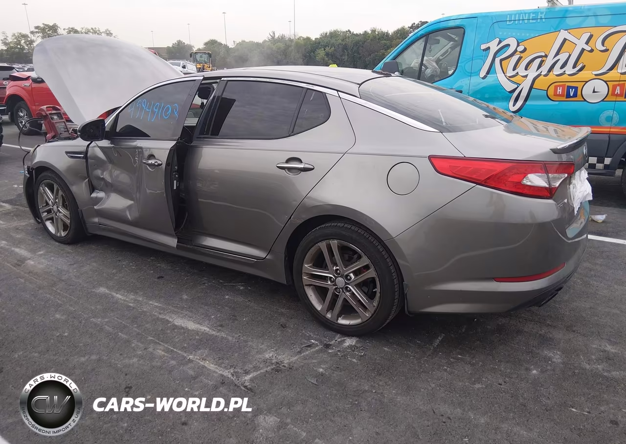 2013 Kia Optima Sx VIN:5XXGR4A60DG104894 - 3